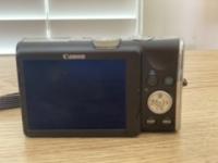 Canon PowerShot SX200 IS 12.1 MP Digital Camera, Leather case, Battery & Charger