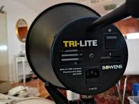 2 Photography Lights BOWENS Tri-Lite, and Cocoon