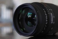 Sigma Canon EF Lens: 70-300mm f/4-5.6 OS stuck at 4-5.6 - BARGAIN!