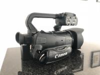 Canon XA30
