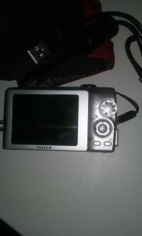Fujifilm FinePix F480 Compact Digital Camera
