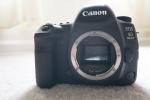 selling my Canon EOS 5D Mark IV 30.4MP Digital SLR Camera Body Only