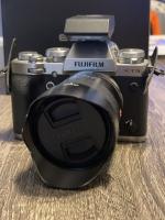 ujifilm X-T3 26.1MP Digital Camera with lens