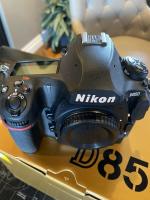 Nikon D850 45.7 MP Digital SLR Camera - Black Body Only,LOW Shutter