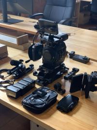 Canon C300MK2 w/ Arri Shoulder mount kit