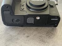 OLYMPUS OM-1 mirrorless single-lens camera 